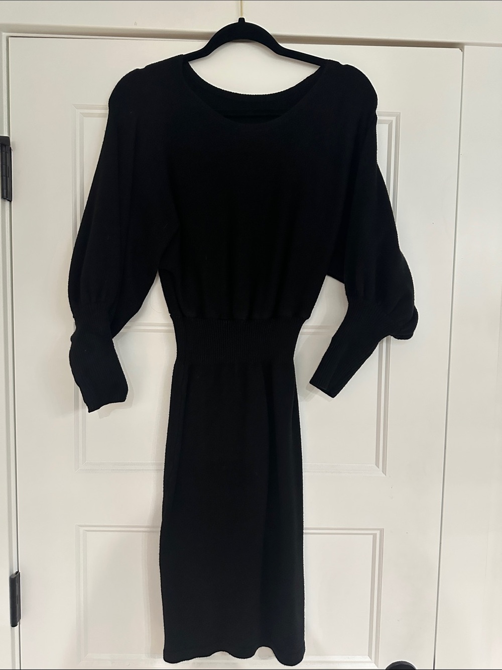 Black Long Sleeve Knit Waist-Defined Women's Dress